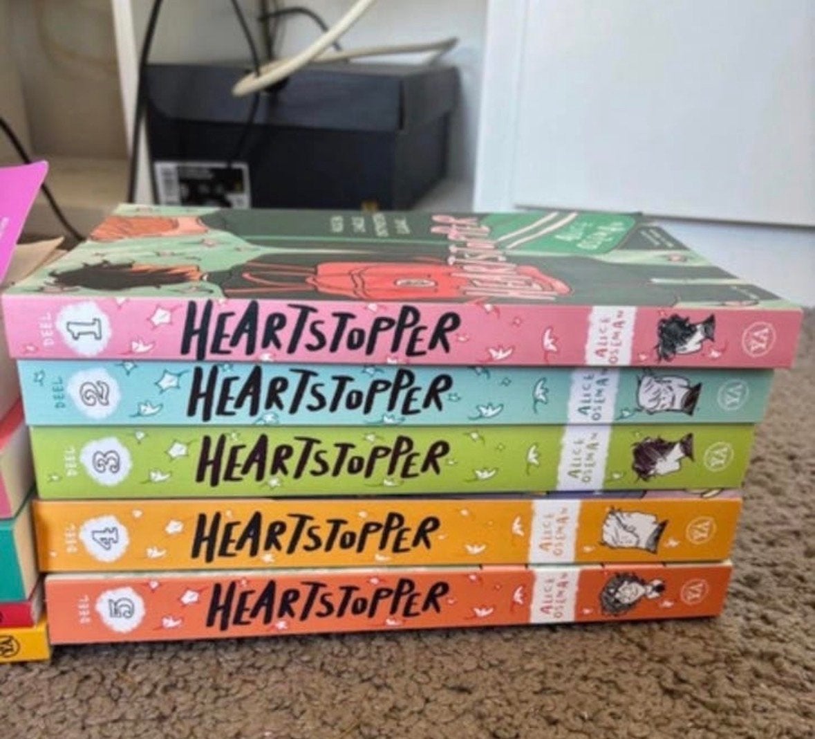 Alice Oseman boekenpakket: Heartstopper, Loveless, Solitaire, Ophalen of Verzenden, Zo goed als nieuw, Nederland