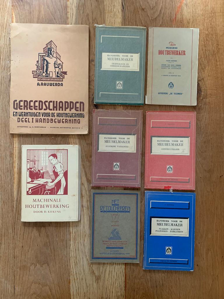 Vintage vakboeken houtbewerking & meubelmaker (7 stuks), Ophalen of Verzenden, Gelezen, Houtbewerking, Diverse auteurs