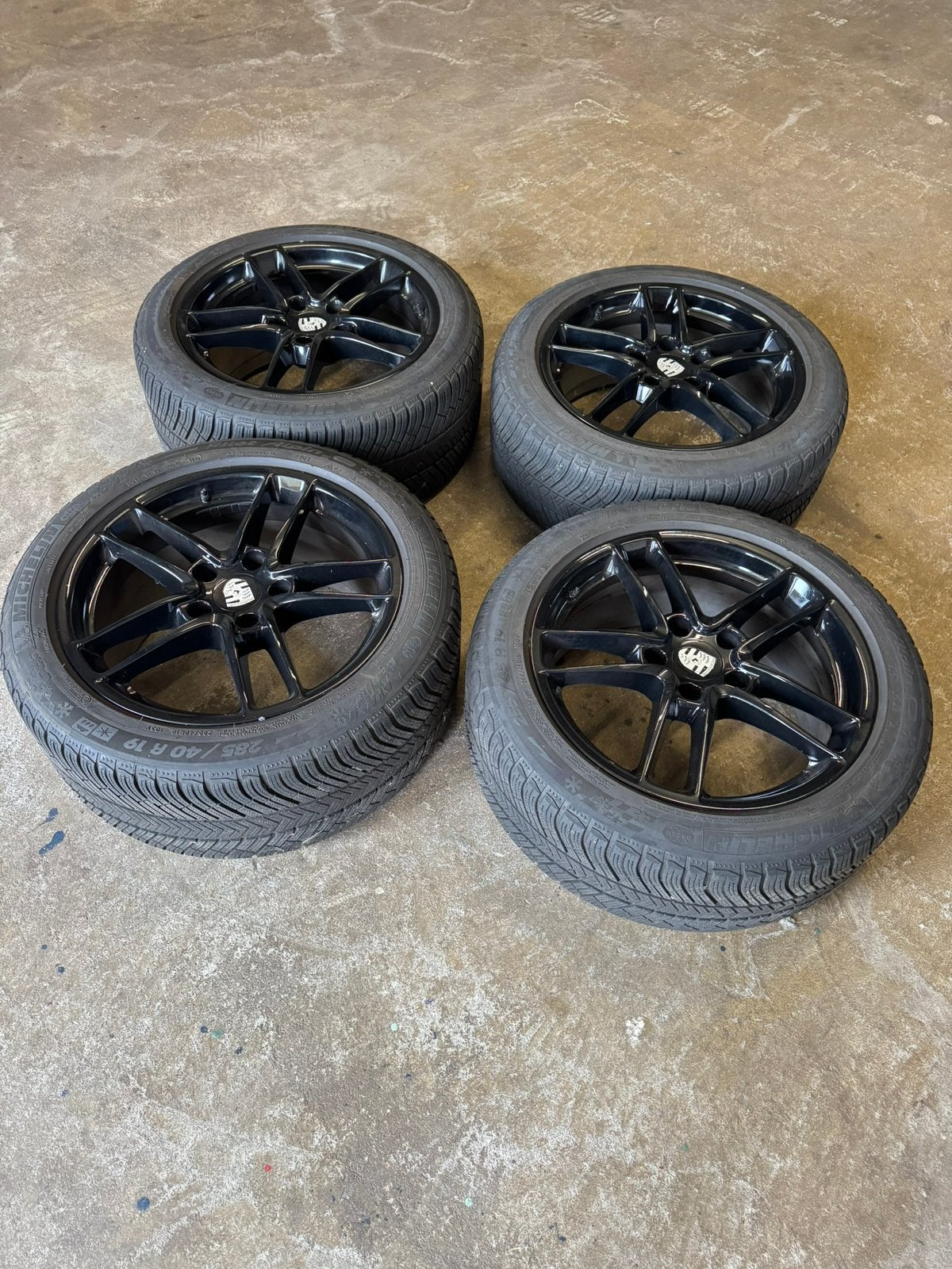 Porsche Panamera 19 inch Velgen Michelin Winterbanden, Ophalen