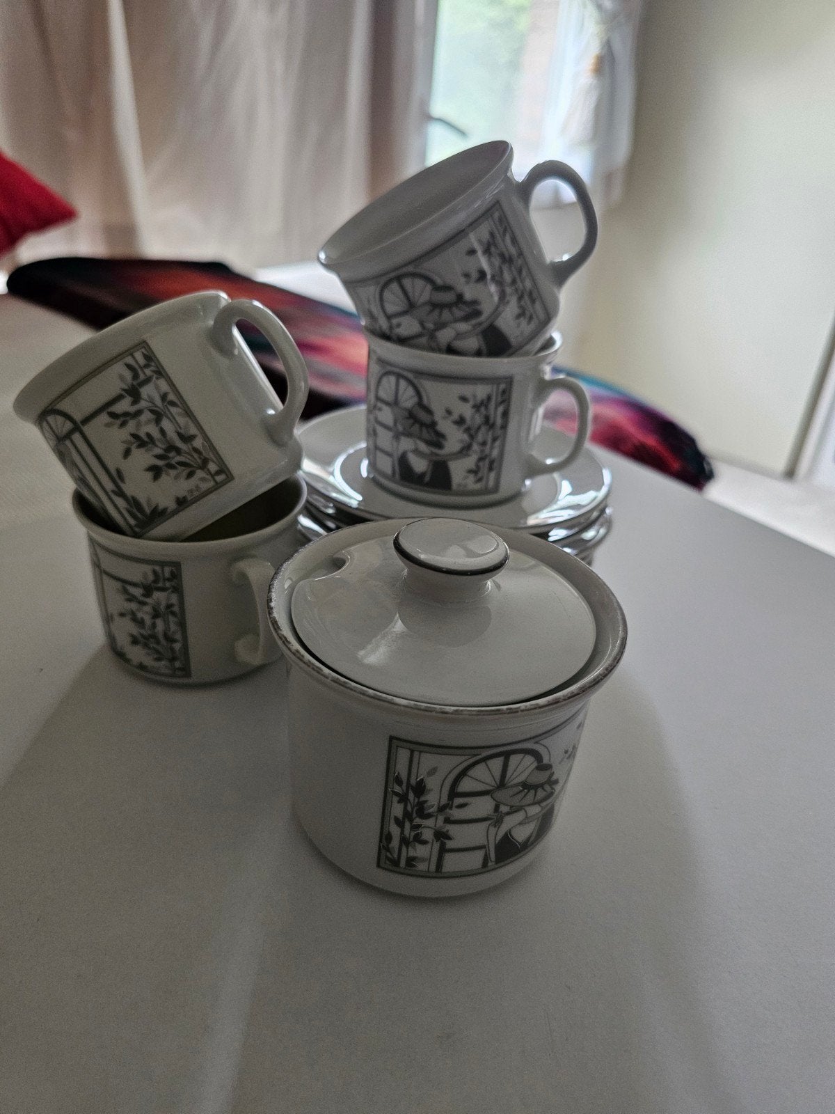 Douwe Egberts, Ophalen of Verzenden, Porselein, Overige stijlen, Kop(pen) en/of Schotel(s)