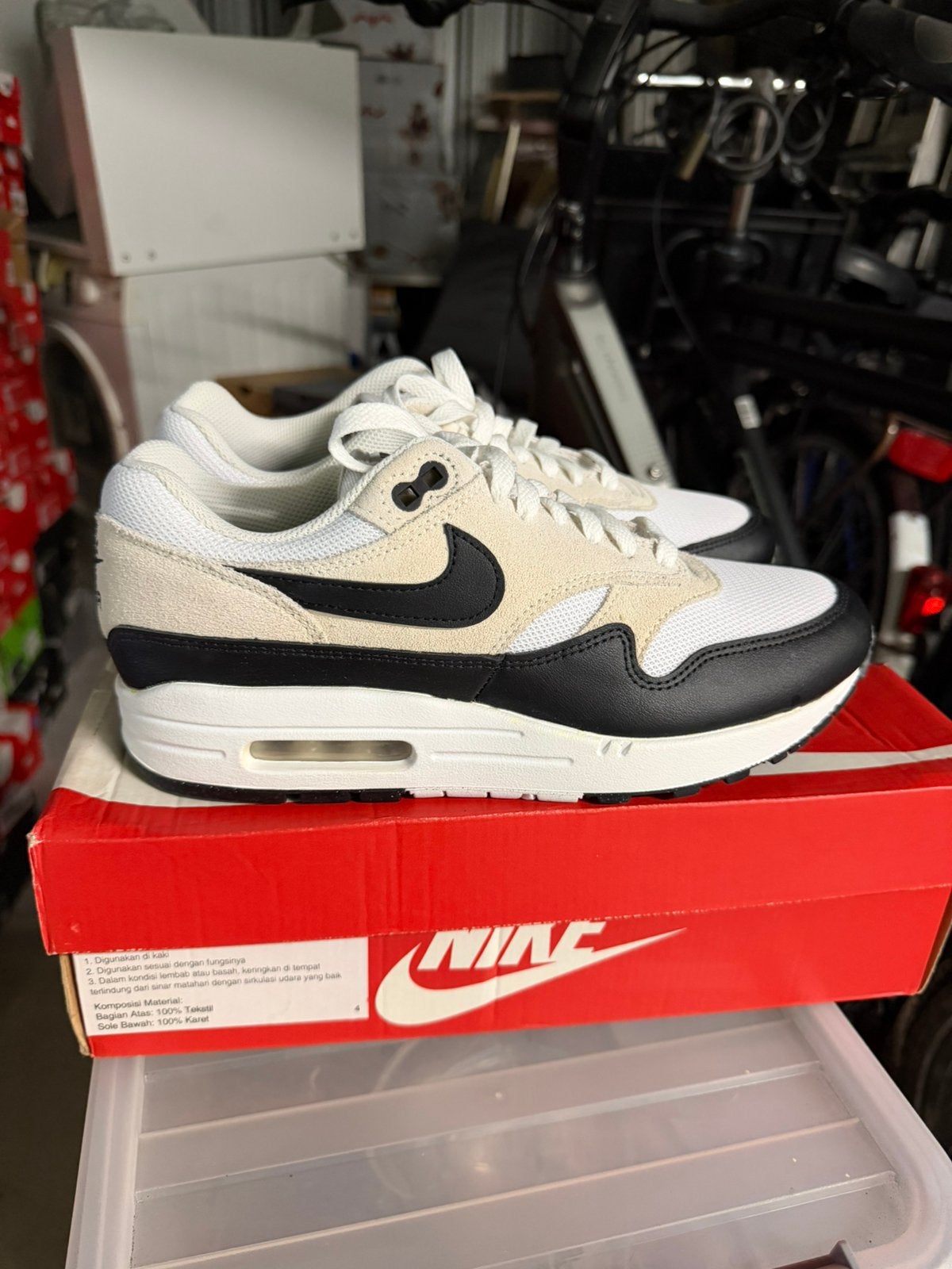 Nike Air Max 1 Essential White Black 41, Kleding | Heren, Schoenen, Verzenden, Nieuw, Zwart