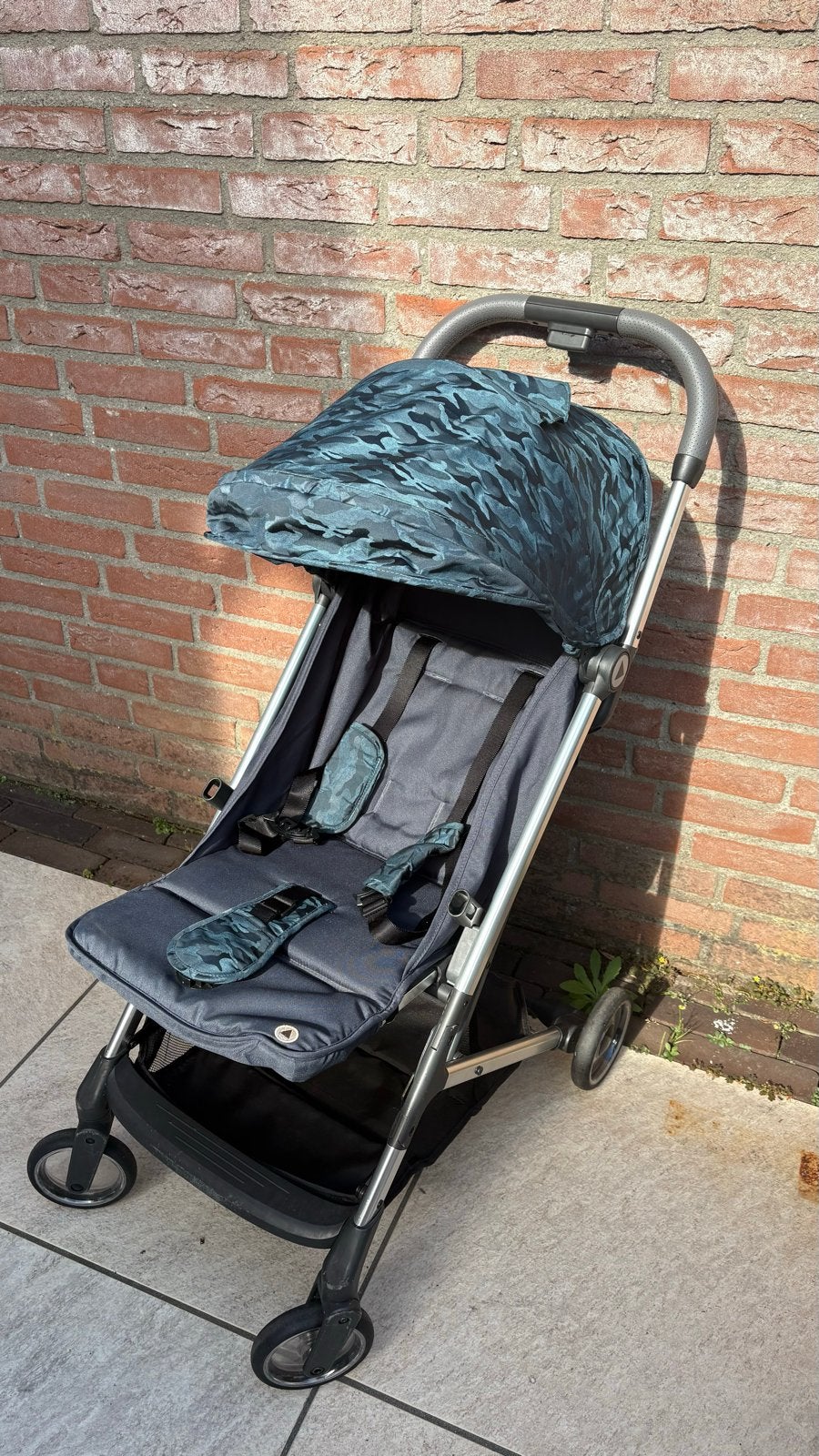 Topmark Buggy - Weinig gebruikt en compact opvouwbaar, Kinderen en Baby's, Ophalen, Zo goed als nieuw, Overige merken