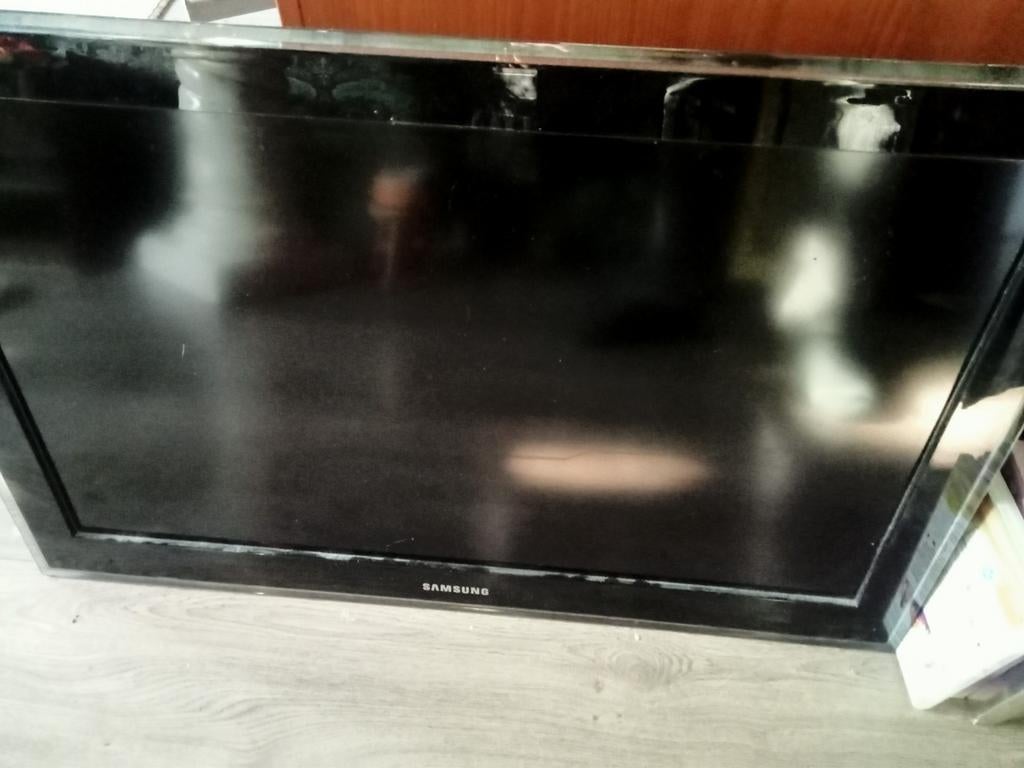 Samsung TV - Gebruikt, Ophalen of Verzenden, Gebruikt, 100 cm of meer, Samsung
