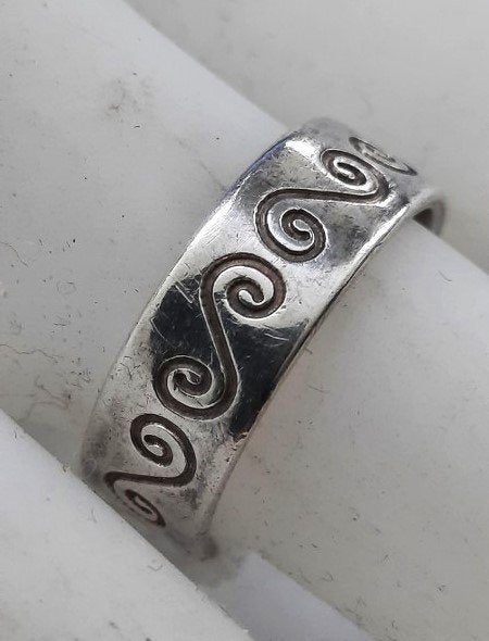 Zilveren bandring met spiraal graveringen (5708-432), Ophalen of Verzenden, Dame, Zilver, Zilver