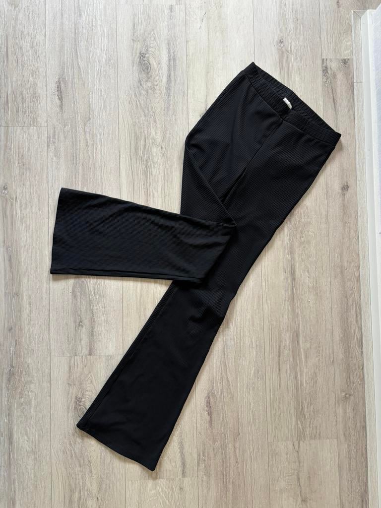 Flared broek zwart - maat 170 - Shoeby, Ophalen, Gebruikt, Meisje, Broek