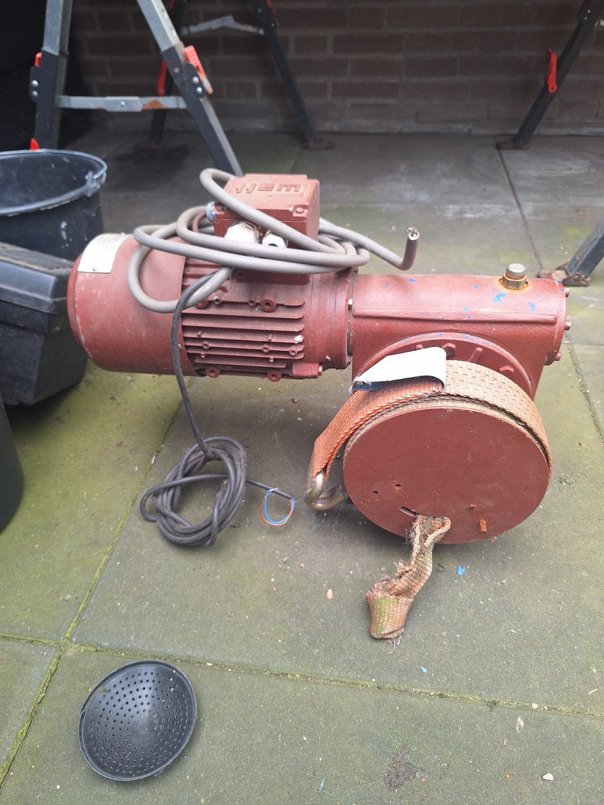 Motor met lier, Ophalen of Verzenden
