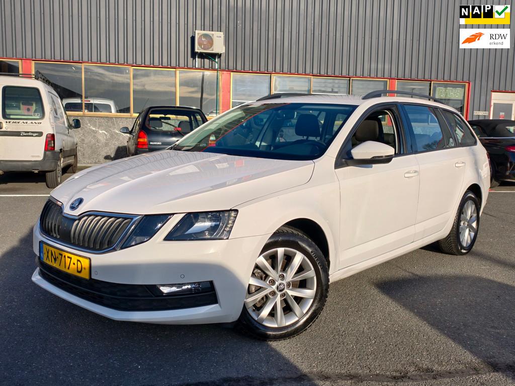 Skoda Octavia Combi 1.0 TSI Greentech Ambition Business / DS, Auto's, Skoda, Stof, Gebruikt, Euro 6, 116 pk