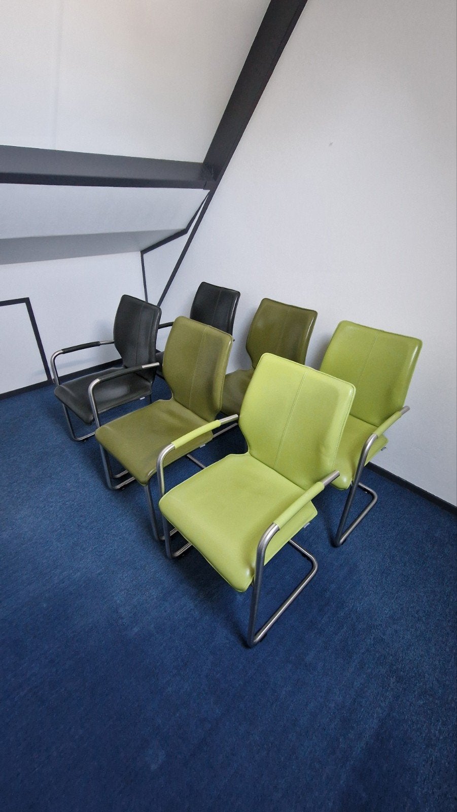 6x Bree's New World Eetkamerstoelen, Gebruikt, Overige kleuren, Modern, Eclectisch, Ophalen of Verzenden
