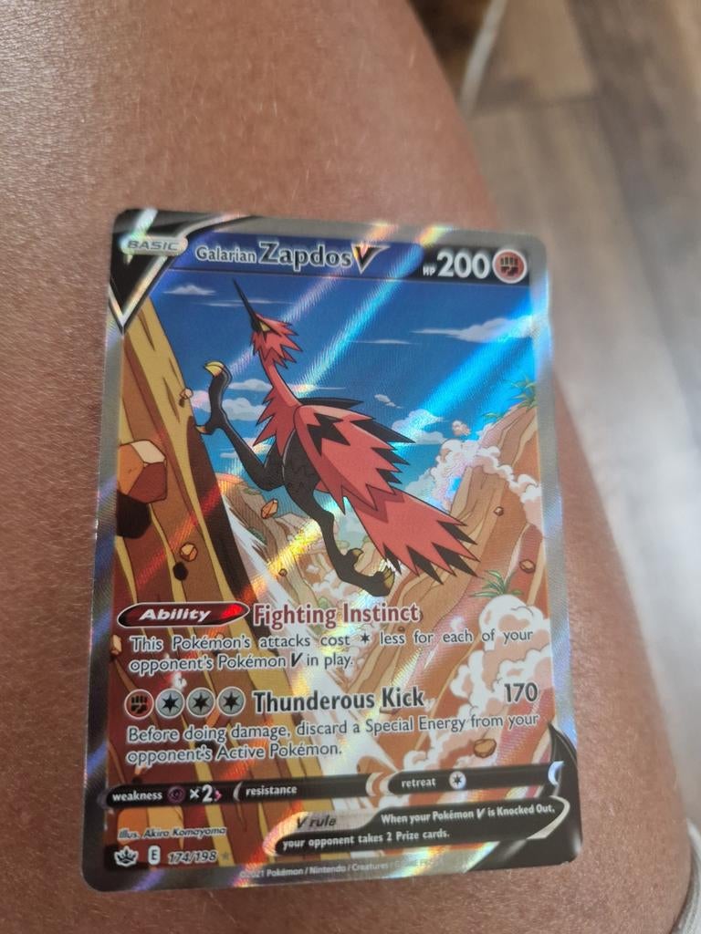 Galarian Zapdos V Pokémon Kaart (Full Art), Ophalen of Verzenden, Zo goed als nieuw, Losse kaart, Foil
