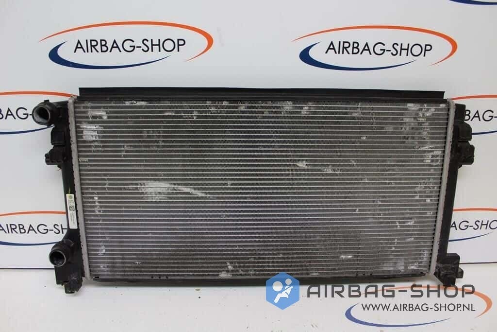 VW / Audi Radiateur 5Q0121251EC 1.6 TDI / 1.2 TSI, Gebruikt, -, -, Ophalen of Verzenden
