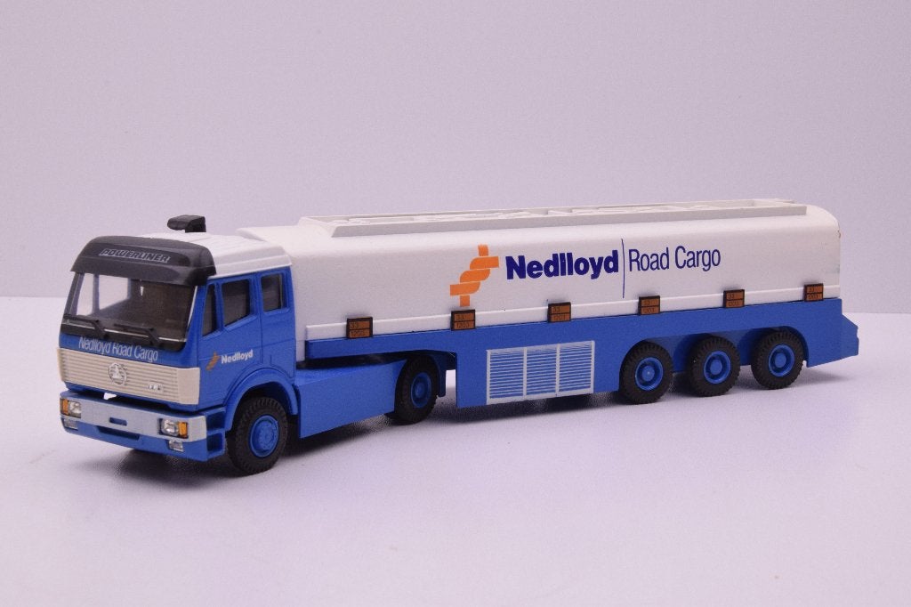 Mercedes EPS  ''  Nedlloyd ''  Lion car, Hobby en Vrije tijd, Ophalen of Verzenden, Zo goed als nieuw, Bus of Vrachtwagen, Lion Toys