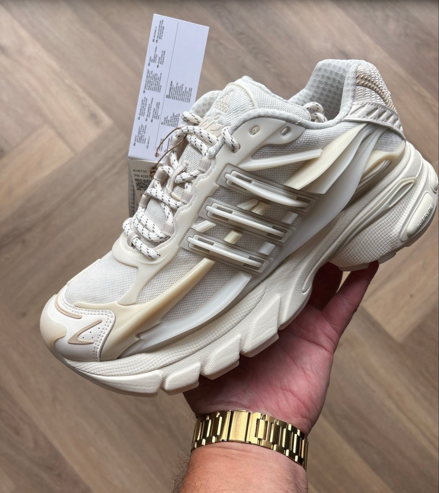 Adidas Adistar Jellyfish Pharell Williams - Nieuw in doos, Ophalen of Verzenden, Nieuw, Wit, Sneakers of Gympen