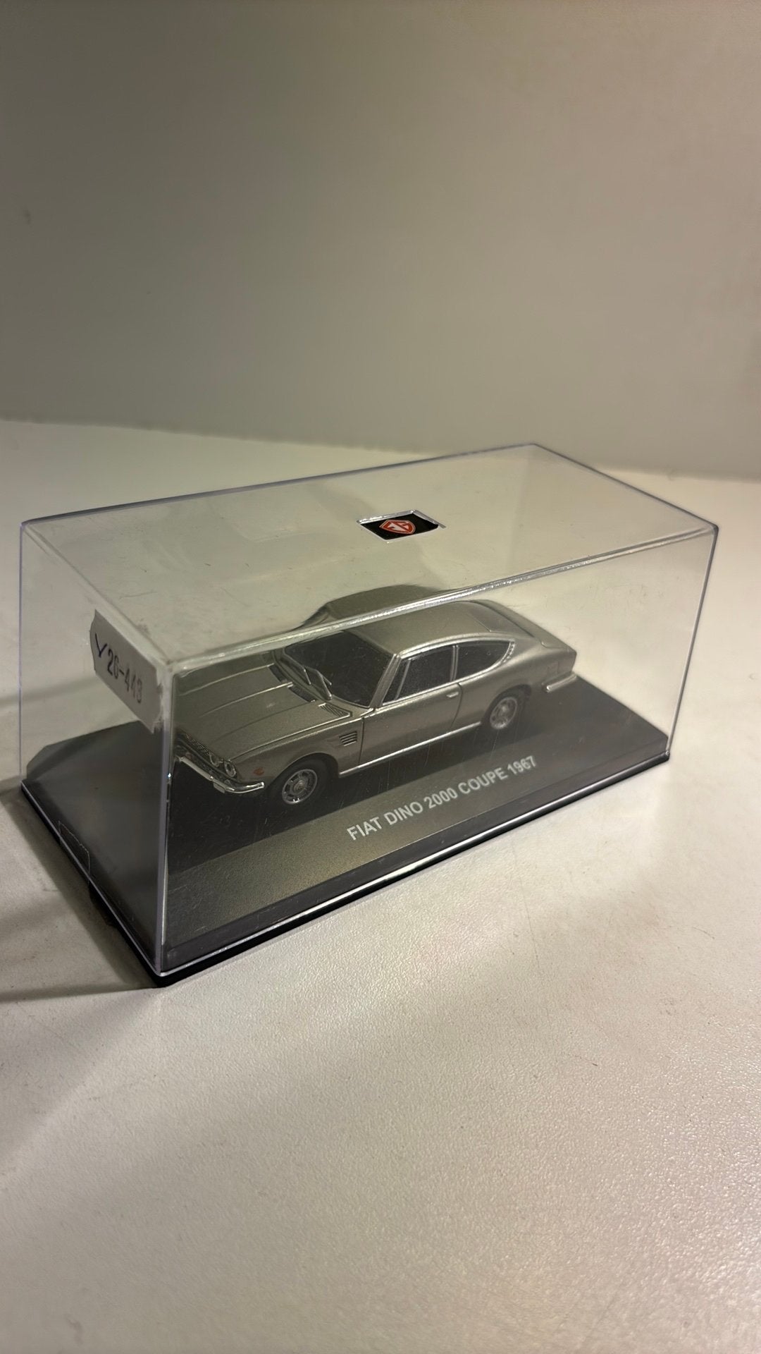 Fiat dino 2000 coupe 1967 EG 1.43, Overige merken, Auto, Ophalen of Verzenden, A