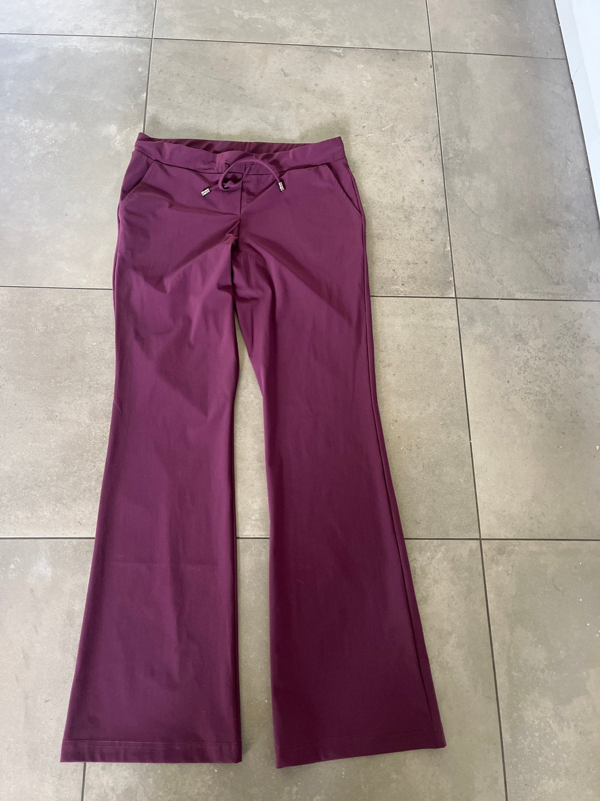 Nieuwe Only-M broek - Maat 42 (L), Paars, Maat 42/44 (L), Nieuw, Ophalen of Verzenden