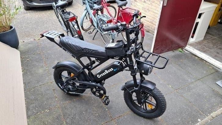 Fatbike CrossBoss V20 pro mini Black Special Edition, Fietsen en Brommers, Elektrische fietsen, 59 cm of meer, Ophalen, Zo goed als nieuw