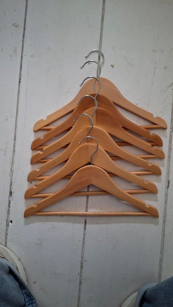 Houten kledinghangers kind Hema, Ophalen, Zo goed als nieuw, Hout, Kinderen
