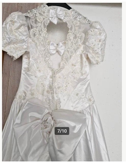 Trouwjurk met parels en sleep maat 48, Trouwjurk, Wit, Onbekend, Ophalen of Verzenden