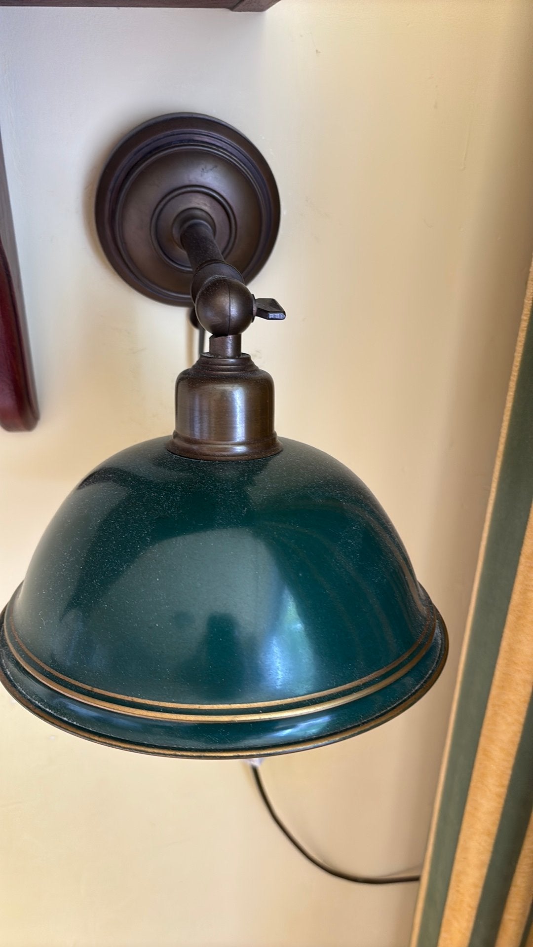 Exclusieve messing Kutek Classic Lido wandlamp - groen glas, Ophalen
