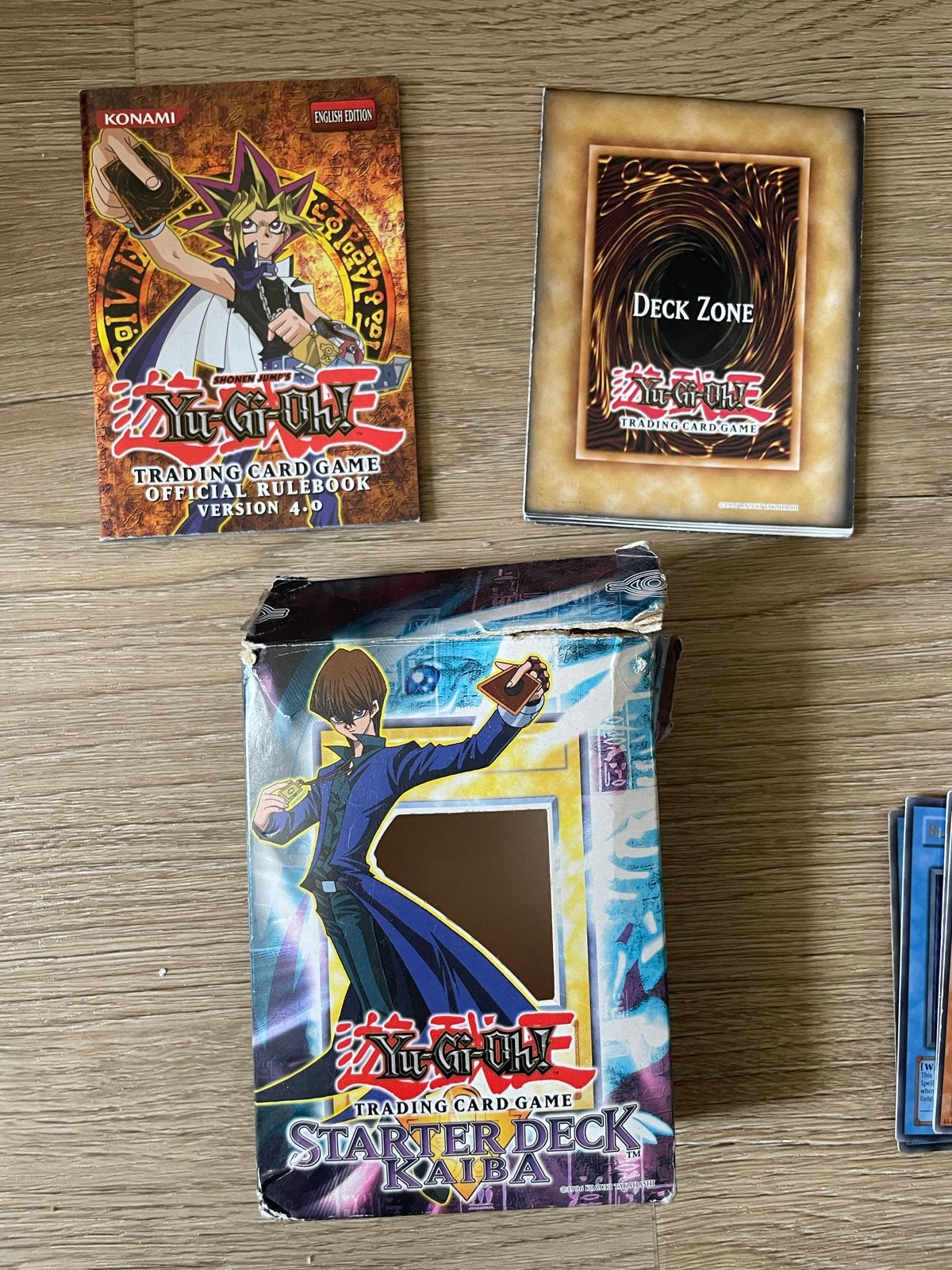 Yu-Gi-Oh! Starter Deck Kaiba met extra kaarten, Hobby en Vrije tijd, Verzamelkaartspellen | Yu-gi-Oh!, Ophalen of Verzenden, Gebruikt