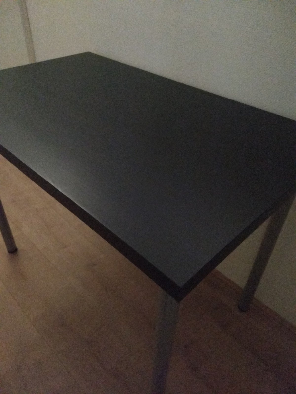 IKEA LINNMON/ADILS Tafel - Zwart met zilveren poten, Ophalen, Gebruikt, Modern, functioneel, 75 cm of meer