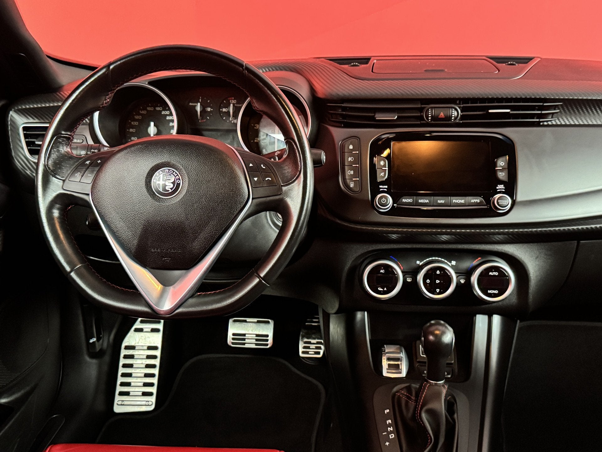 Alfa Romeo Giulietta 1.4 Turbo MultiAir Super, Auto's, Alfa Romeo, Automatische klimaatregeling, 4 cilinders, Bedrijf, 500 kg
