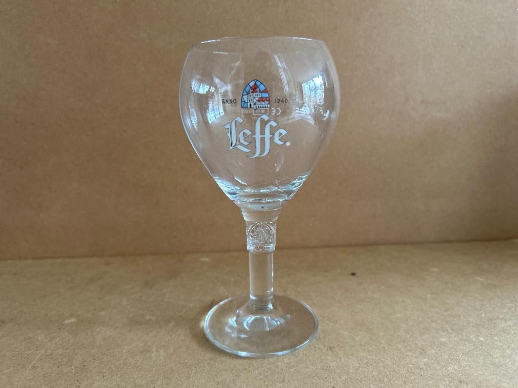 Leffe glas 25 cl, Verzamelen, Ophalen, Zo goed als nieuw, Glas of Glazen, Leffe