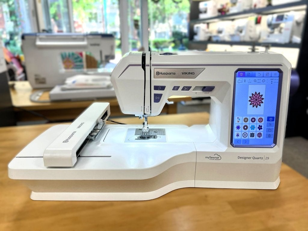 Husqvarna Designer Quartz naai- en borduurmachine, Ophalen of Verzenden, Zo goed als nieuw, Naaimachine, Husqvarna