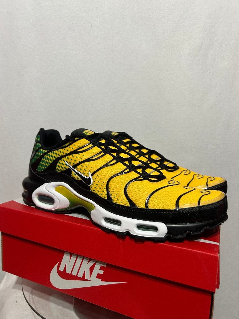 NIEUW IN DOOS! Maat 49,5 - Nike Air Max Plus Varsity Green, Overige kleuren, Verzenden, Nike, Nieuw
