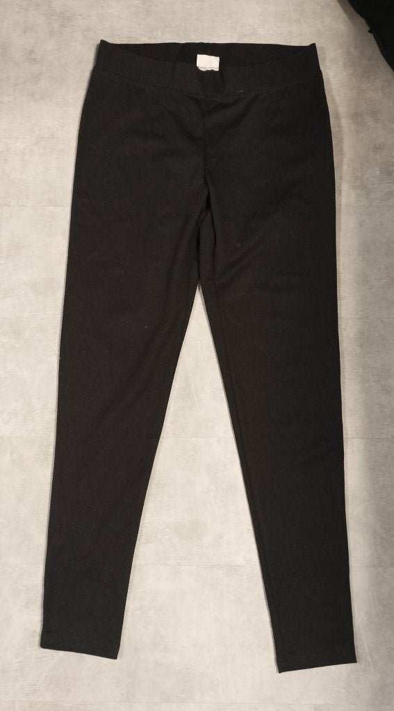 OPRUIMING ;Zwarte legging - Casual Clothing maat S, Kleding | Dames, Leggings, Maillots en Panty's, Legging, Maat 36/38 (S), Zwart