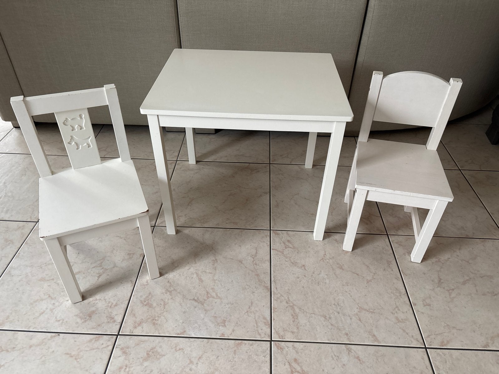 IKEA Kritter Houten Speeltafel met 2 Stoeltjes, Ophalen, Zo goed als nieuw