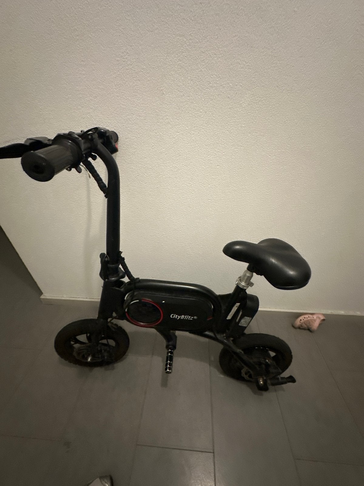 CityBlitz E-step - Alles werkt, band oppompen, Ophalen of Verzenden, Gebruikt, Elektrische step (E-scooter)