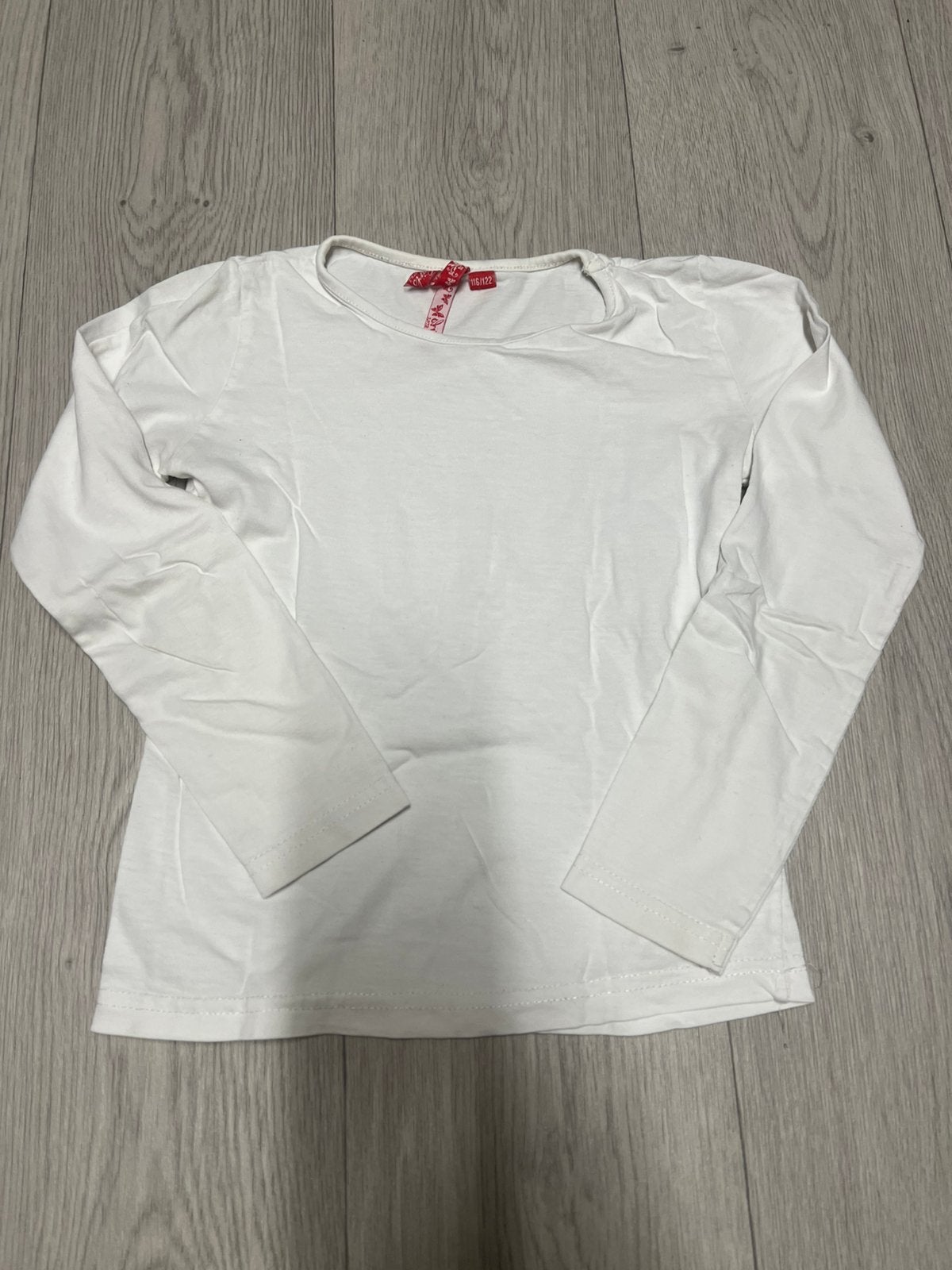 Wit shirt 122/128, Kinderen en Baby's, Ophalen of Verzenden, Zo goed als nieuw, Meisje, Shirt of Longsleeve