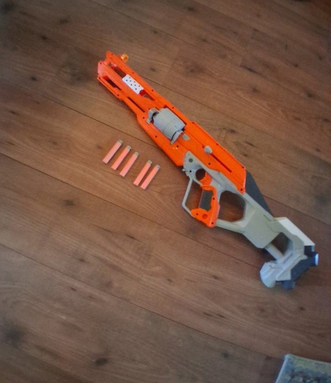 Nerf geweer met darts - Oranje en grijs, Ophalen of Verzenden, Gebruikt, Jongen of Meisje