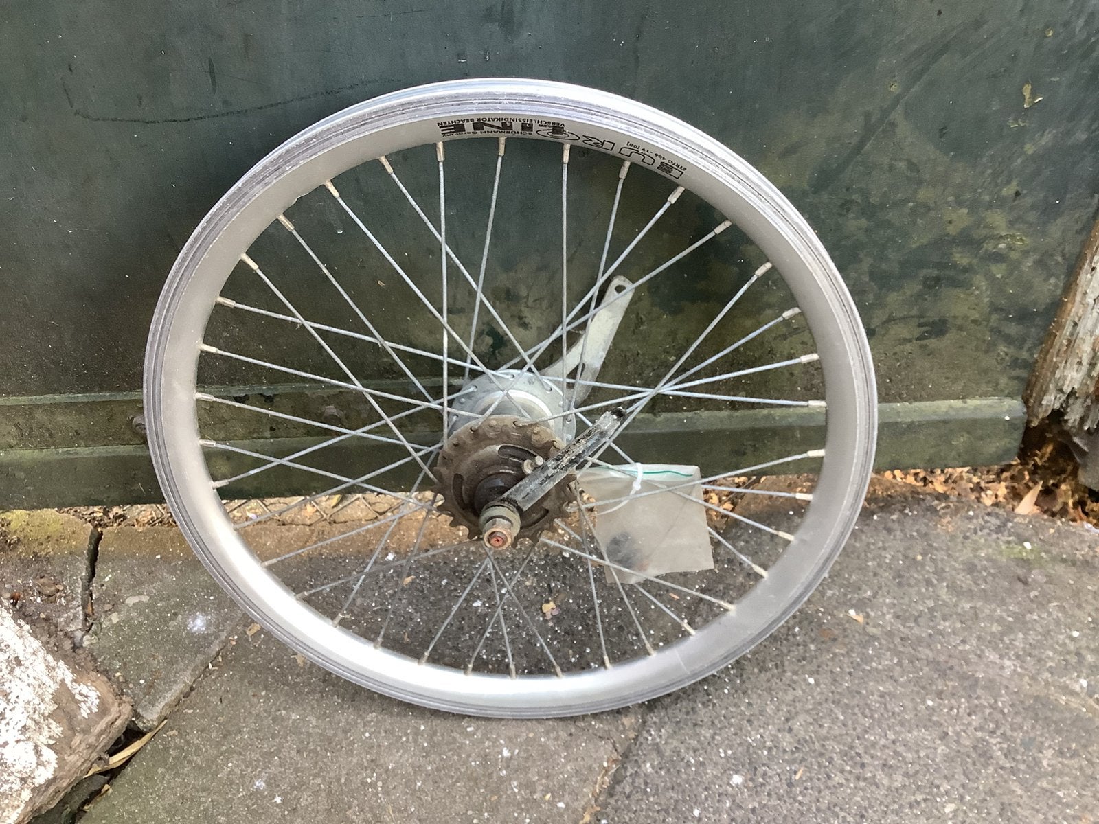 Achterwiel 20 inch, Ophalen, Zo goed als nieuw, 20 inch of meer, Versnellingen