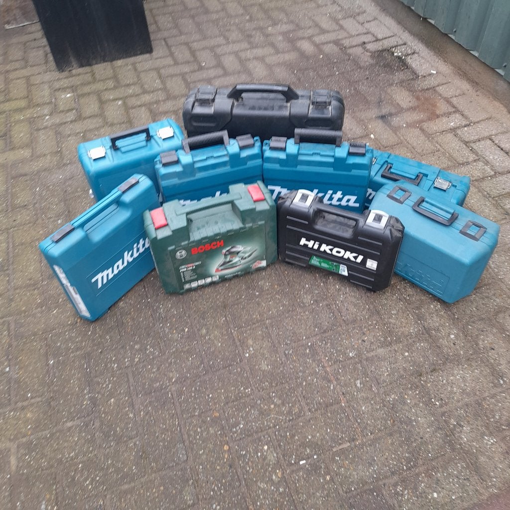 lege gereedschapskisten, Ophalen, Zo goed als nieuw