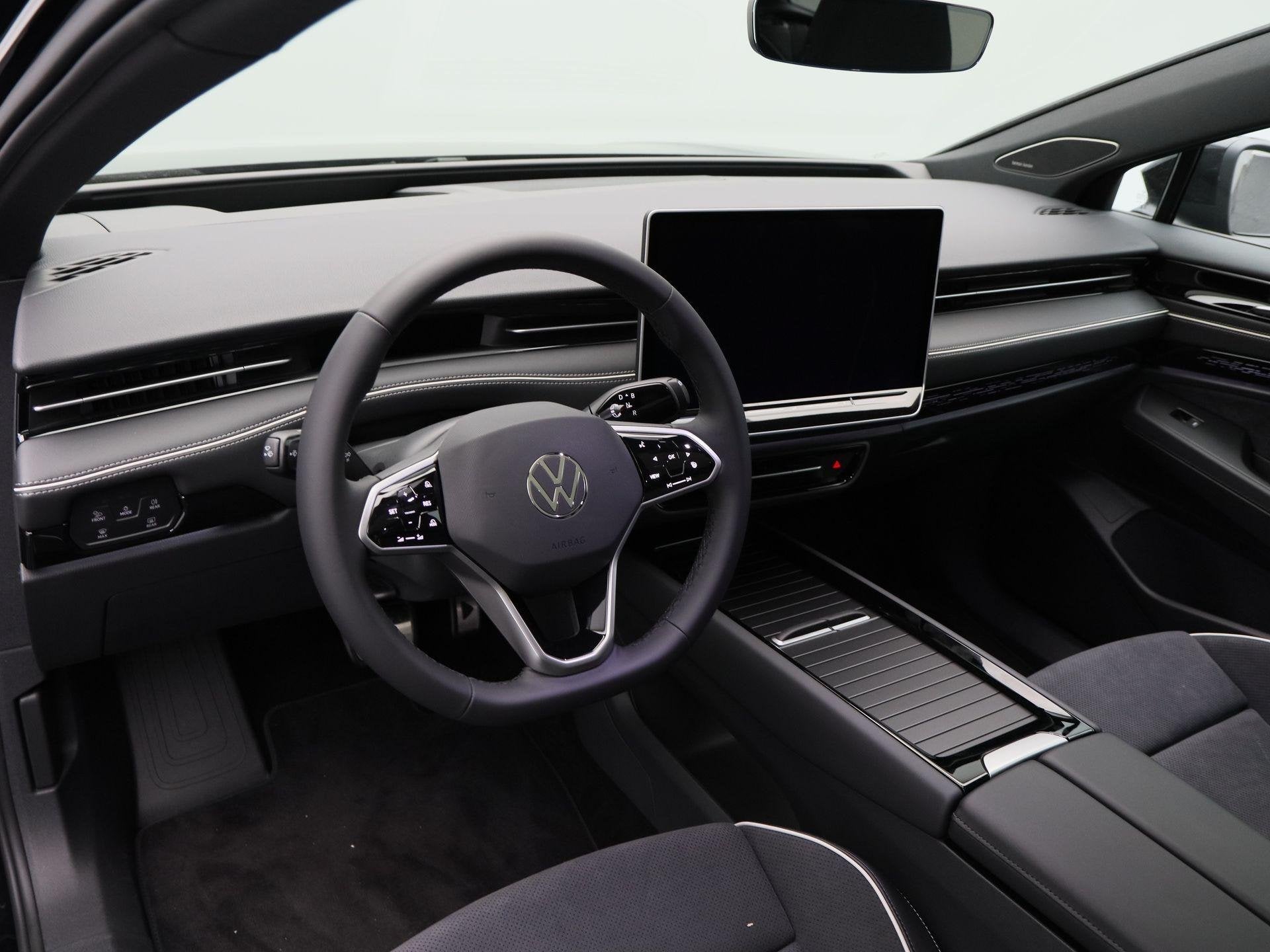 Volkswagen ID.7 Tourer Pro Limited Edition 77 kWh | Trekhaak, Auto's, Automaat, Achterwielaandrijving, Zwart, Zwart