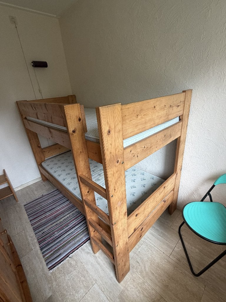 Stevig massief grenen stapelbed, Huis en Inrichting, Ophalen, 210 cm, Tweepersoons, 100 cm