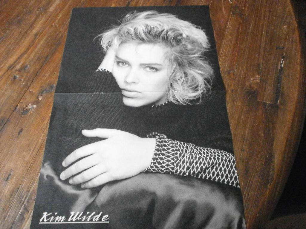 leuke a3 poster jr 80  KIM WILDE/  Vanessa Williams, Verzenden, Zo goed als nieuw, A1 t/m A3, Muziek