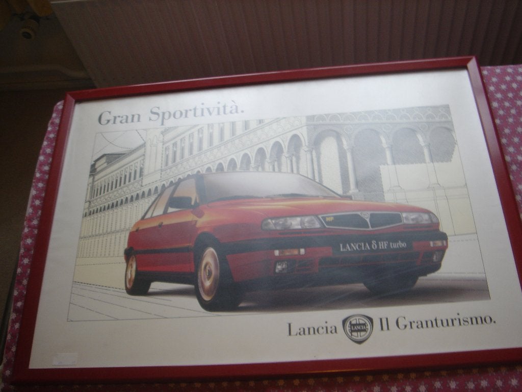 Showroomposter Lancia Delta HF Turbo 104 x 745 cm, Ophalen, Gebruikt, Rood, 104 cm