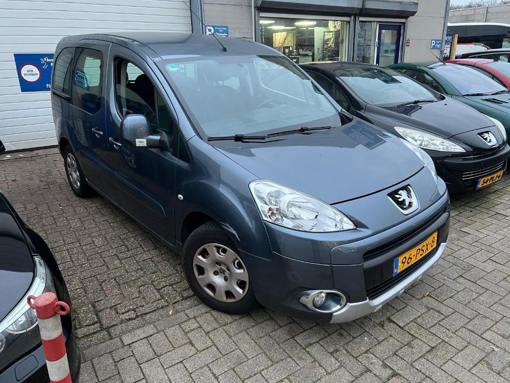 Peugeot Partner 1.6 16V 88KW Tepee 7PL 2011 Grijs, Auto's, Peugeot, Voorwielaandrijving, 1380 kg, 4 cilinders, Metallic lak