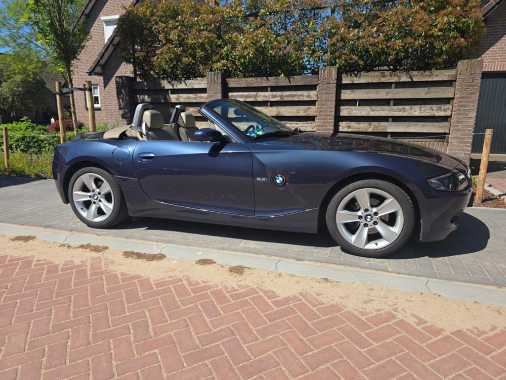 BMW Z4 2004 Blauw, Auto's, BMW, Beige, Cabriolet, Blauw, Leder