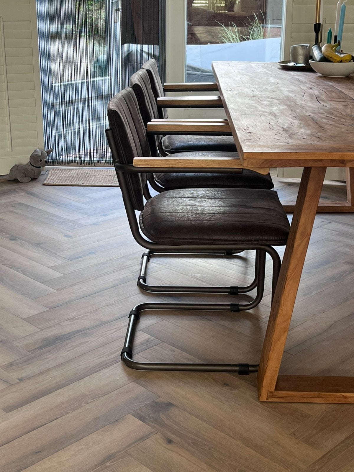 6 bruine eetkamerstoelen, Ophalen, Gebruikt, Bruin, Stof