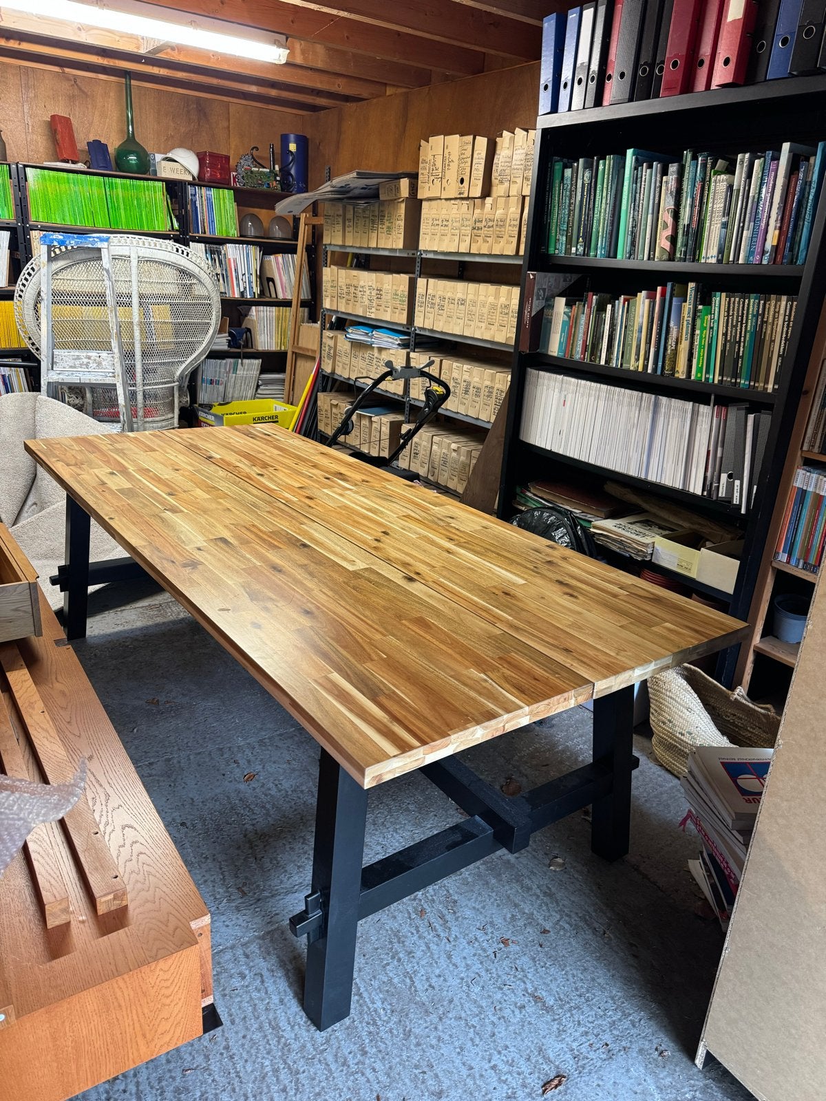 SKOGSTA Eettafel 6 personen IKEA - Acacia massief hout, Ophalen, 50 tot 100 cm, Zo goed als nieuw, 150 tot 200 cm