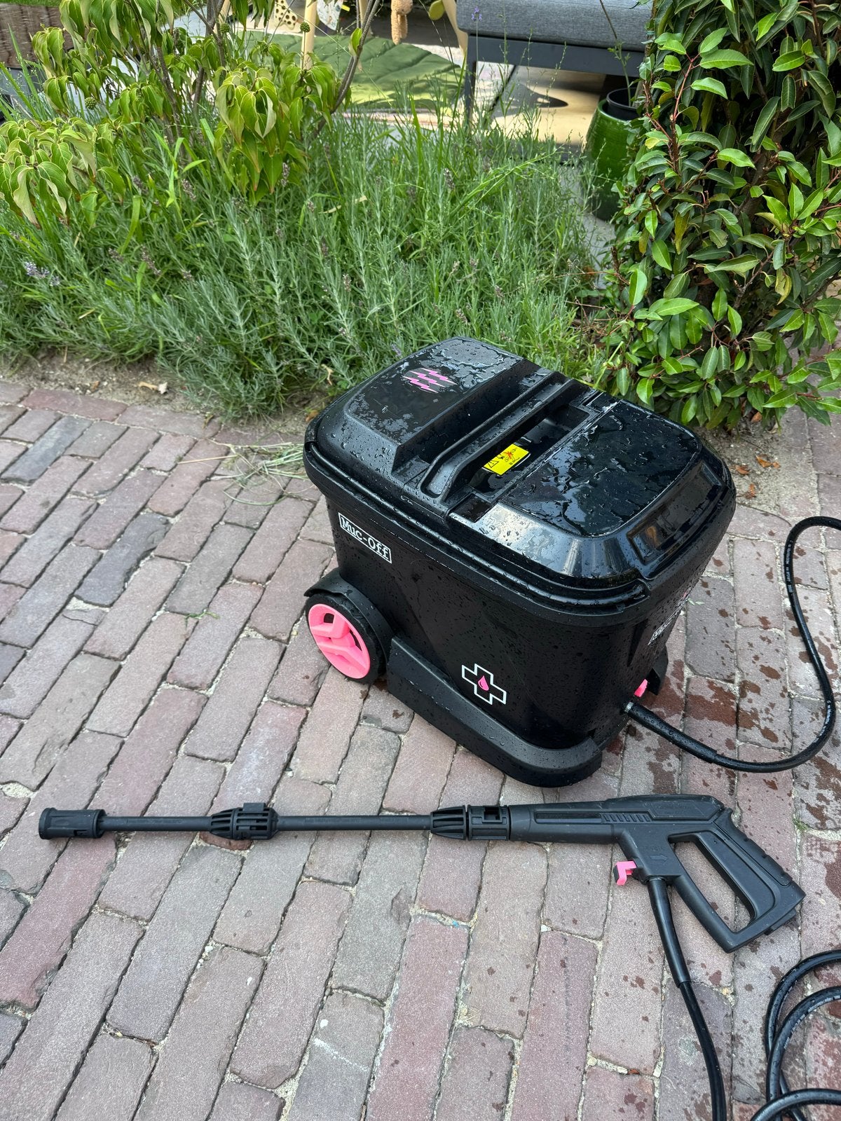 MUC-OFF Mobiele Hogedrukreiniger - Zo goed als nieuw, Ophalen of Verzenden, Zo goed als nieuw, Elektrisch