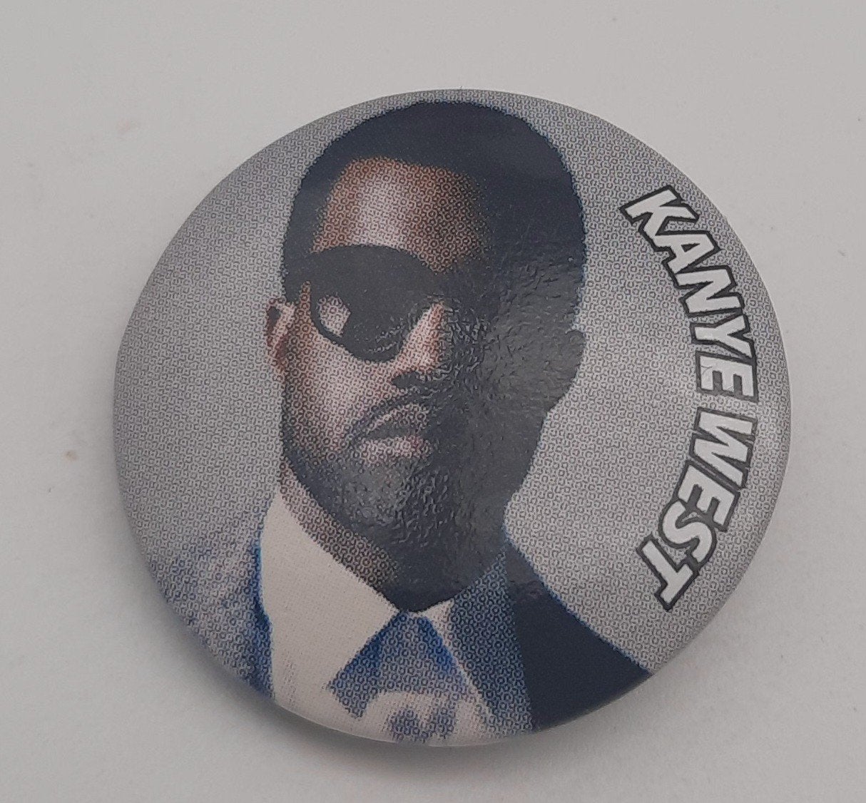 Button Kanye West, Ophalen of Verzenden, Zo goed als nieuw, Overige onderwerpen, Button
