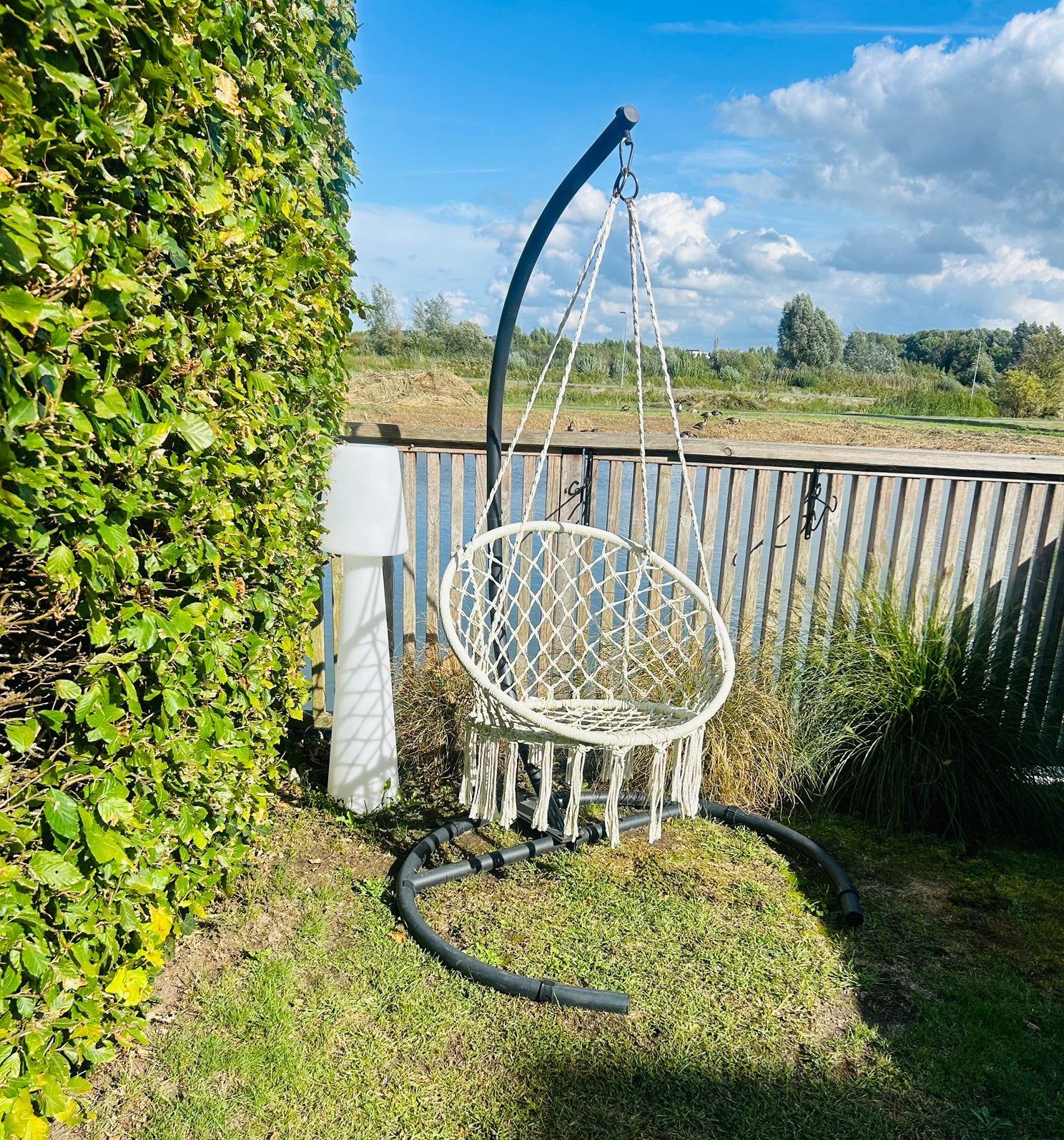 Hangstoel, Ophalen, Zo goed als nieuw