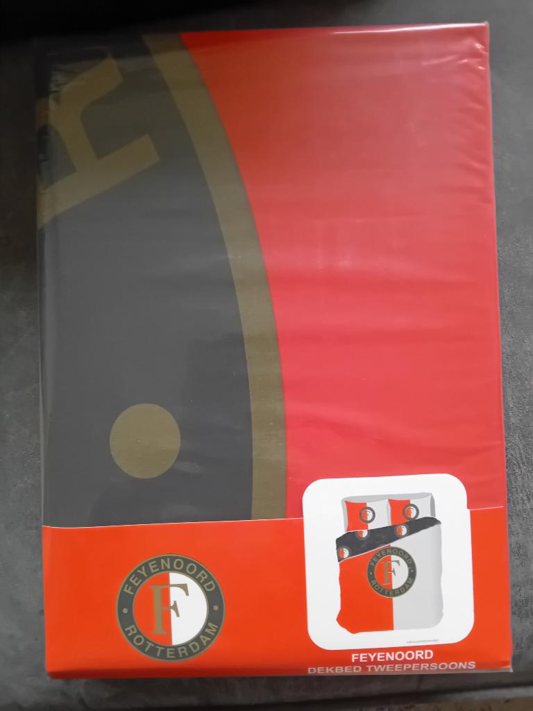 Feyenoord tweepersoons dekbedovertrek Prijs 30 euro, Groter dan maat XL, Ophalen, Nieuw, Clubaccessoires