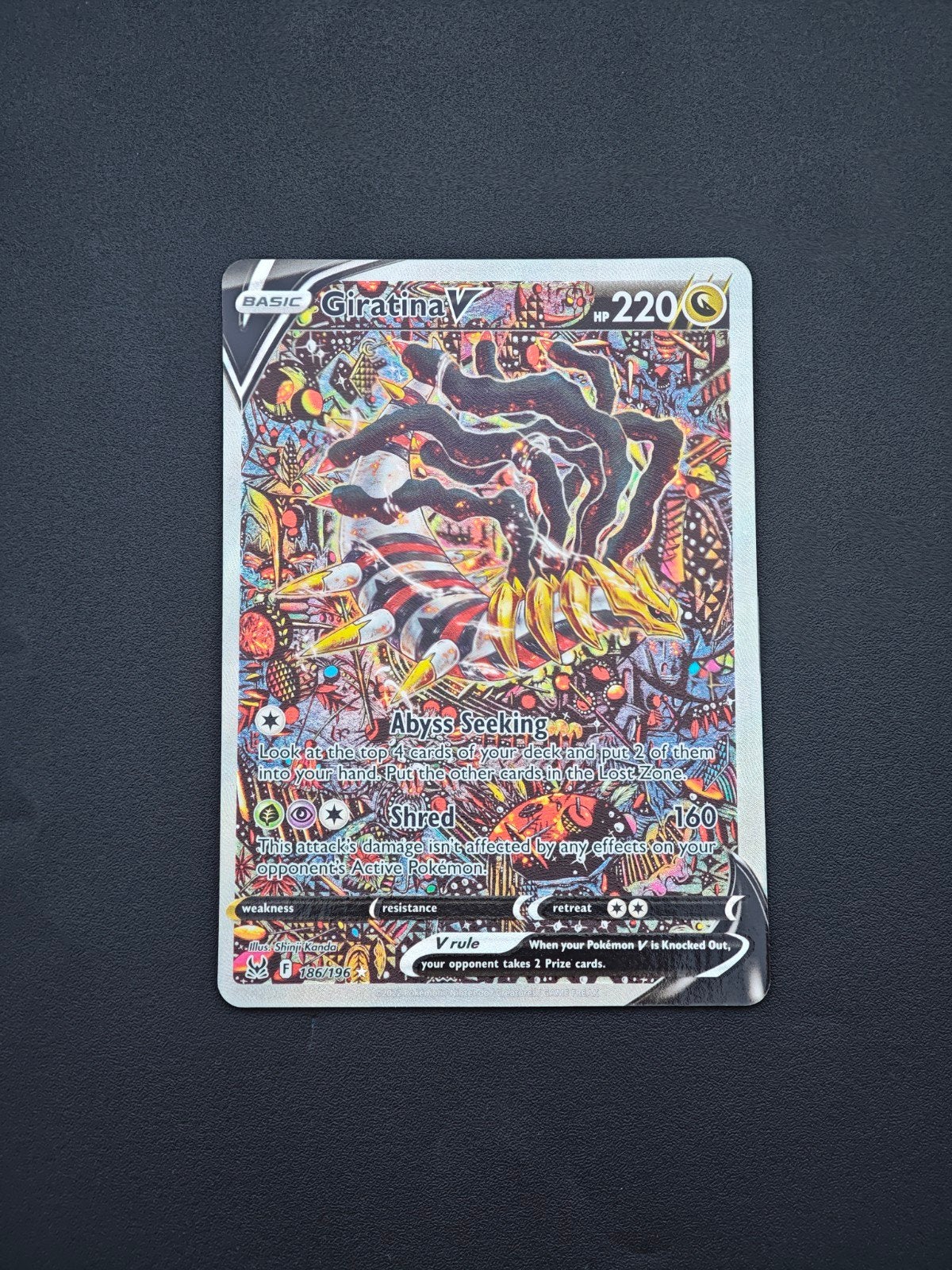Giratina V 186 Alt art (Lost Origin), Hobby en Vrije tijd, Verzamelkaartspellen | Pokémon, Ophalen of Verzenden, Zo goed als nieuw