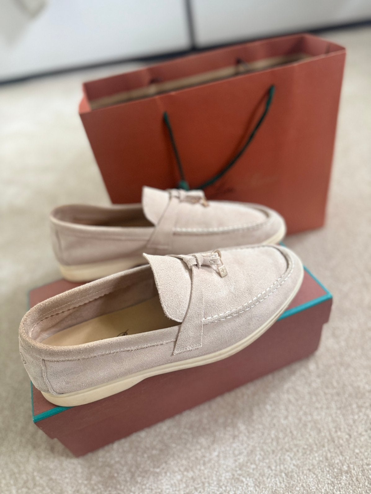 Loro piana loafers maat 38, Maat 36 t/m 42, Ophalen of Verzenden, Zo goed als nieuw, Materiaal