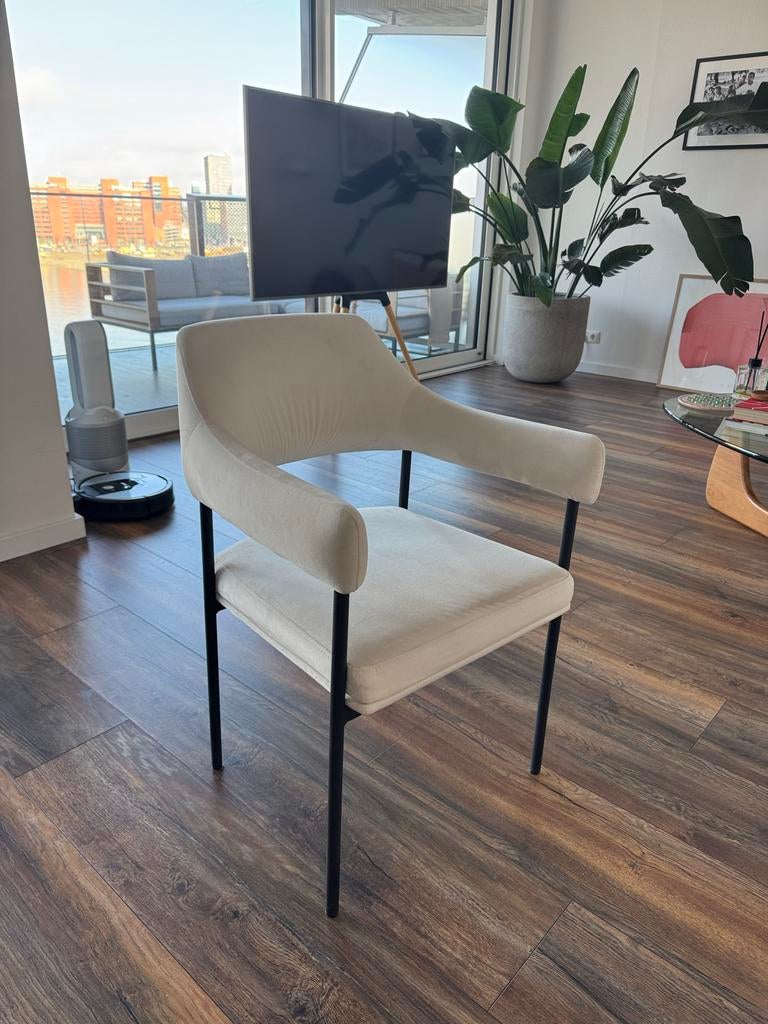 6x Westwing Zoe Moderne Crèmekleurige Stoel 120€ per stuk, Ophalen, Overige kleuren, Zo goed als nieuw, Eén